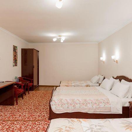 Hotel Dilshoda Samarkand Exteriör bild